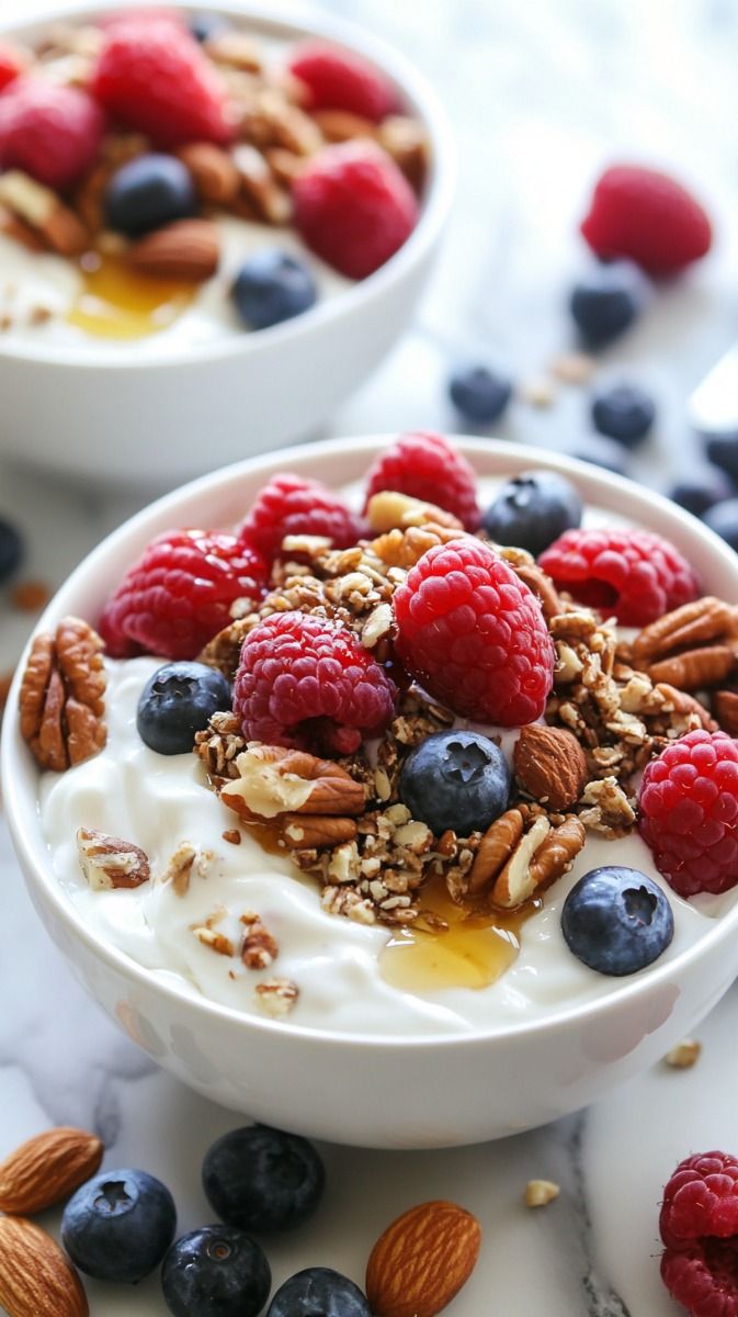 21 Delicious Healthy Snacks You Won't Believe Are Good for Weight Loss! - 2. Greek Yogurt with Honey and Berries 1
