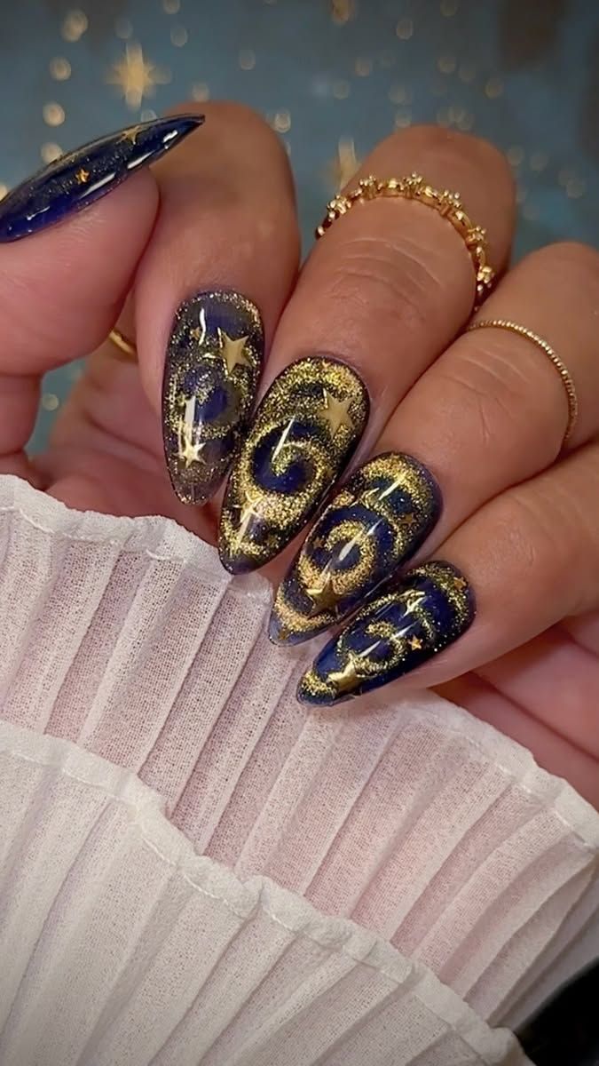 25 Trendy Nail Designs That Will Make Your Friends Jealous - 17. Jewel Tones 1
